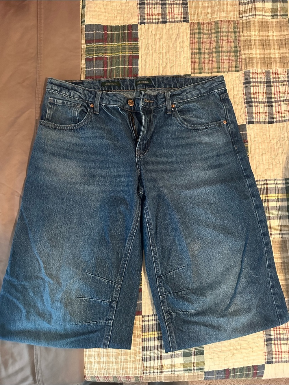 Barrel jeans